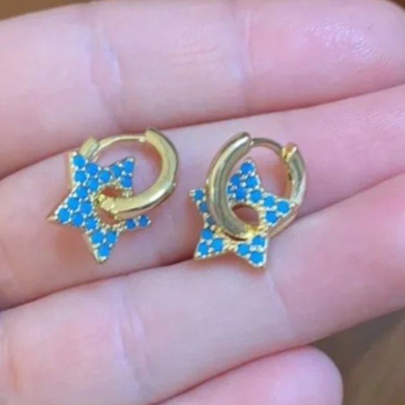 bundle of 2 sets of Zara earrings - Picture 2 of 2